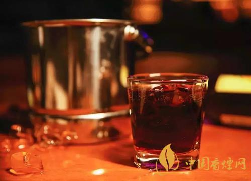 可樂桶是什么酒 非?；鸨目蓸吠罢{(diào)配方法介紹